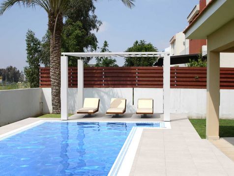 Swimming pool in Nicosia
